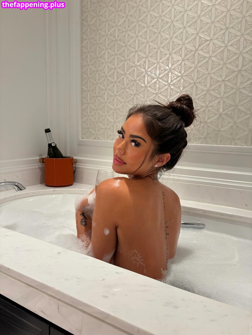 Hampshire / Surrey / chloesmithy / pegasuspills / xboofx / xxxprincess69 Photo OnlyFans Nu #13