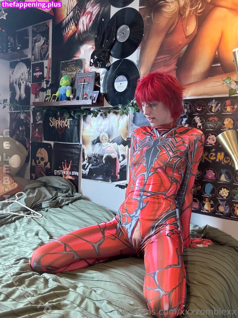 XXXZOMBIEZX / https: / xxxzombiexx Фото обнажённых OnlyFans #9
