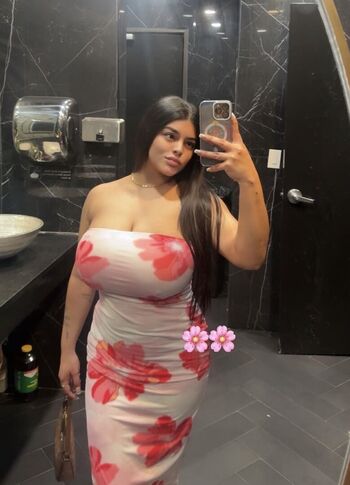 Xyanely222