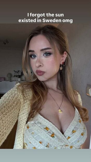 Leaked Yaboielina page private photo viral onlyfans