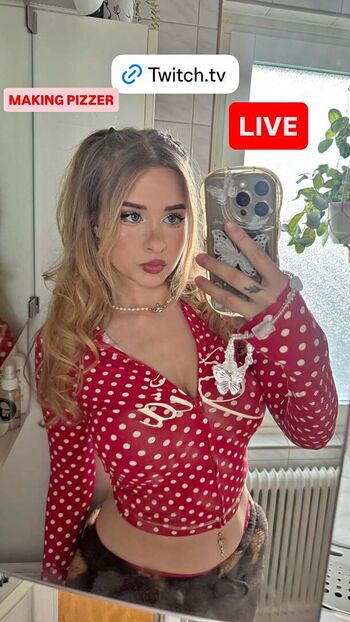 Leaked Yaboielina page private photo viral onlyfans