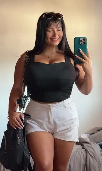 Leaked Yael castillo private photo viral onlyfans