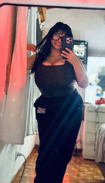 Leaked Yael castillo private photo viral onlyfans