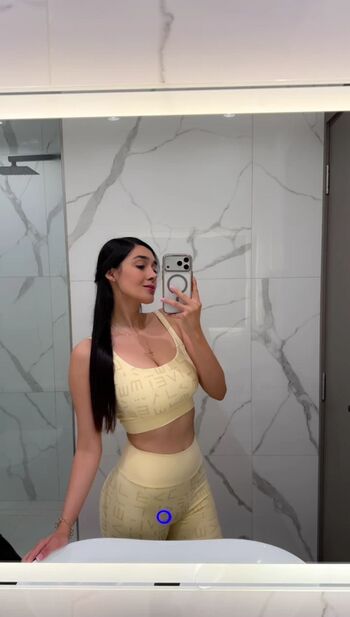 Yasi Alba