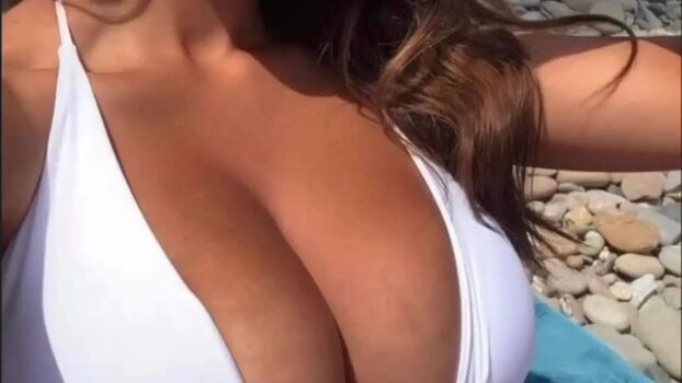 Leaked Yasmin nigiotti private photo viral onlyfans