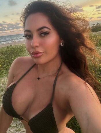 Yasmin Tasciane