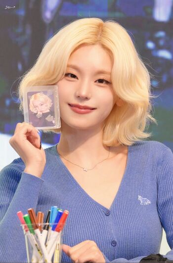 Leaked Kissglow/ private photo viral onlyfans