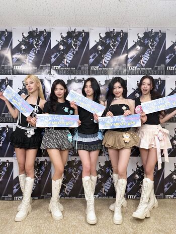 Leaked Carmenvalentina/ private photo viral onlyfans