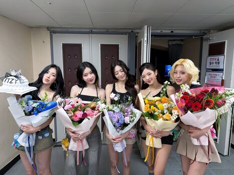 Leaked Tikom/ private photo viral onlyfans