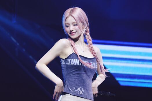 Leaked Thathoneydip / private photo viral onlyfans