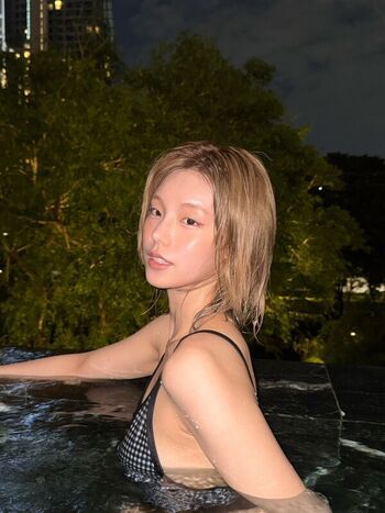 Leaked Esseoi/ private photo viral onlyfans