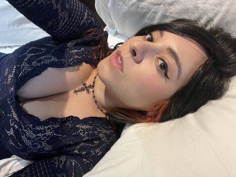 Leaked Yellowspoongirl private photo viral onlyfans