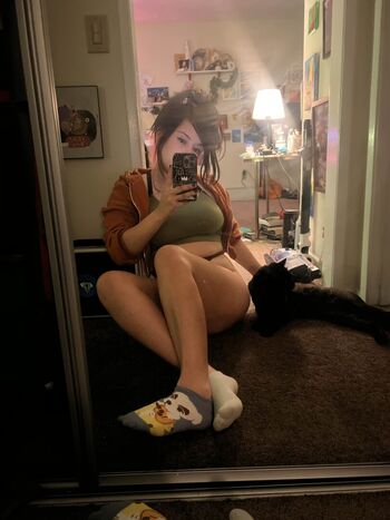 Leaked Yellowspoongirl private photo viral onlyfans