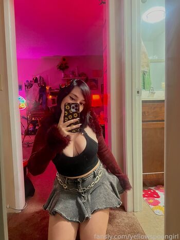 Leaked Yellowspoongirl private photo viral onlyfans