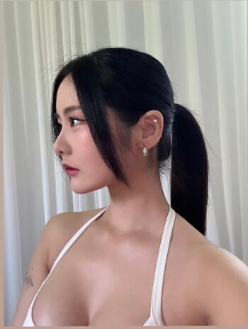 Leaked Yeo po girl private photo viral onlyfans