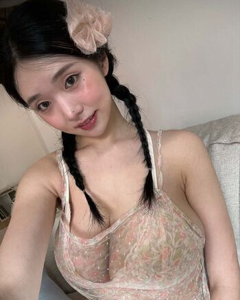 Leaked Yeonwoo lee private photo viral onlyfans