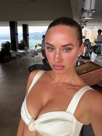 Leaked Yesjulz  page private photo viral onlyfans
