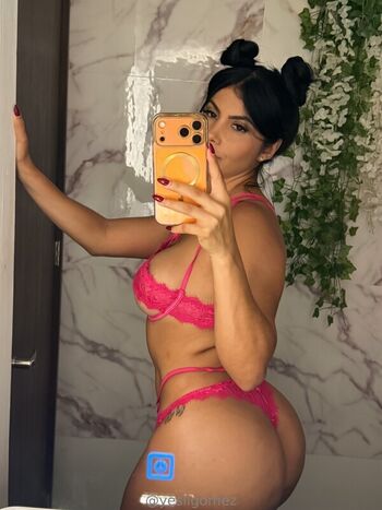 Leaked Yesli gomez private photo viral onlyfans