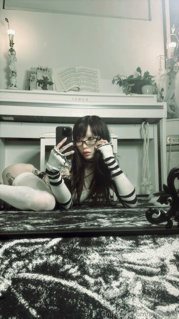 Leaked Yeule private photo viral onlyfans