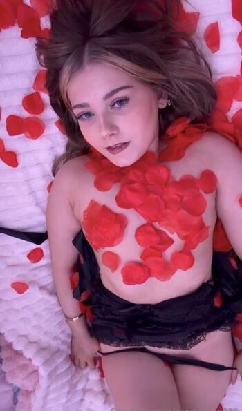 Leaked Young baby face girl alissadocherty private photo viral onlyfans