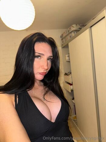 yourcherrysgirlyx