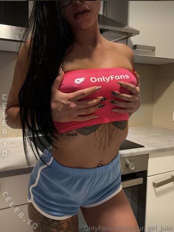 Leaked Yourgirljulsi private photo viral onlyfans