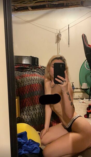 Yoursexygamergirl