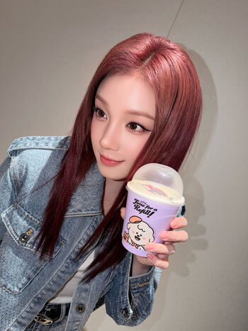 Leaked Strawberrysqueezecake/ private photo viral onlyfans