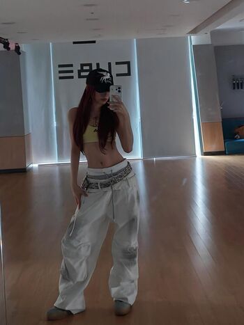 Leaked Yuqi page private photo viral onlyfans