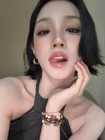 Leaked Andrea burgos/ private photo viral onlyfans