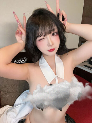 Leaked Yuuhuia page private photo viral onlyfans