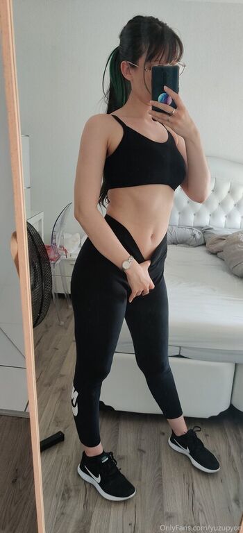 Leaked Yuzu pyon  page private photo viral onlyfans