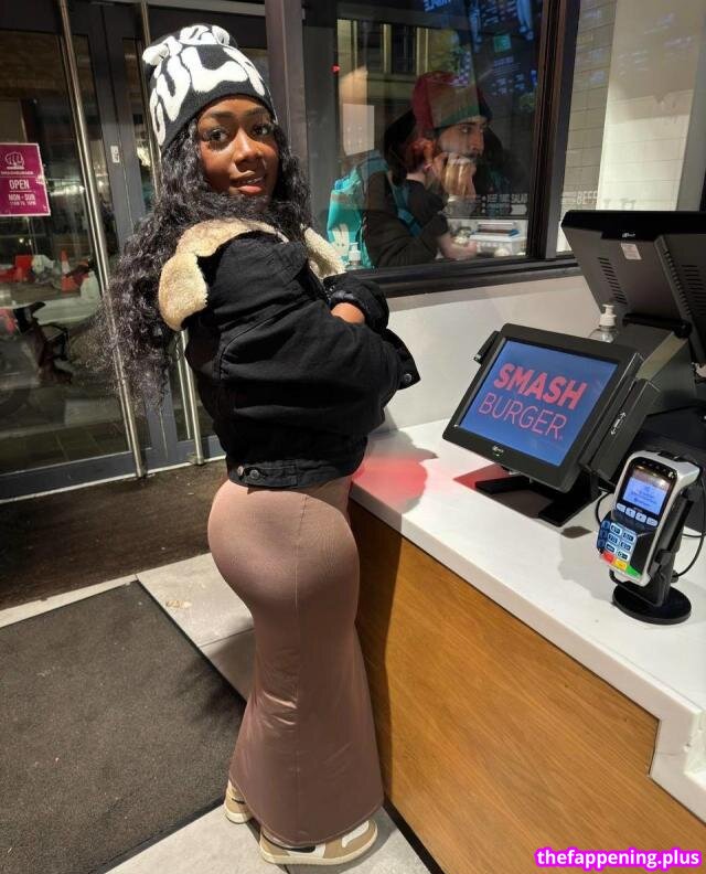 Yyaizabennett Nagie OnlyFans Zdjęcie #1