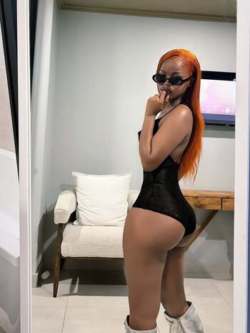 Zanele_shawtty