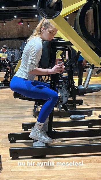 Leaked Zeynep ozveri private photo viral onlyfans