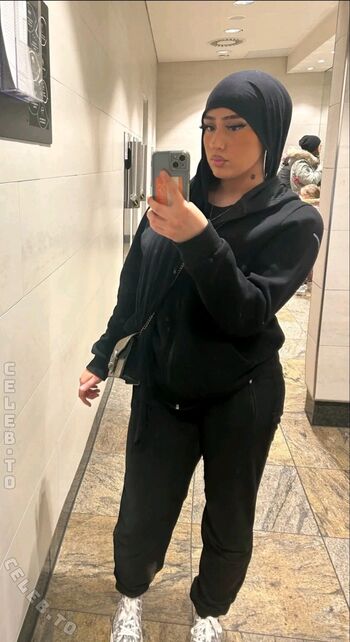 Leaked Zeynohijabi private photo viral onlyfans