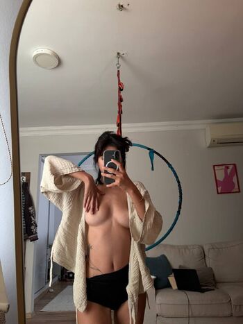 Leaked Zeynpssii private photo viral onlyfans