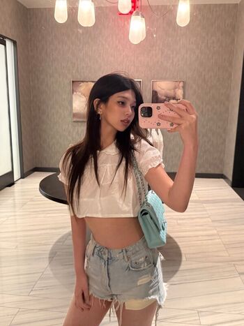 Leaked Zhang xinmu private photo viral onlyfans