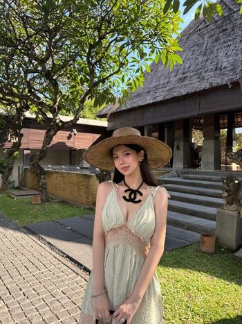 Leaked Zhang xinmu private photo viral onlyfans