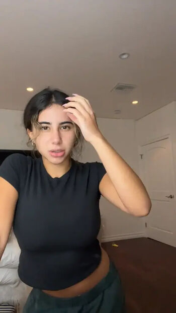 Leaked Zoe ducorsky page private photo viral onlyfans