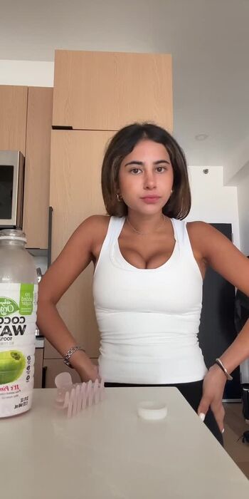 Leaked Zoe ducorsky private photo viral onlyfans