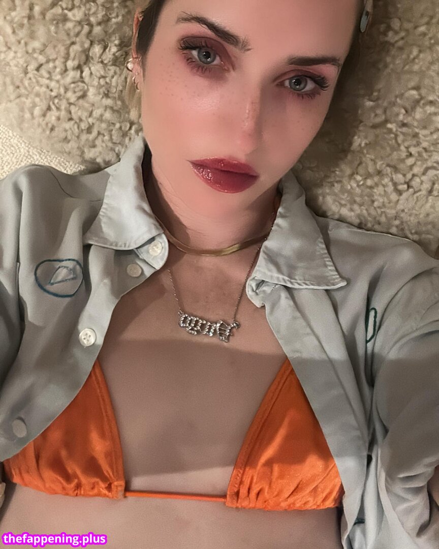 Zoe Lister Jones / https: / zoelisterjones 누드 OnlyFans 사진 #31