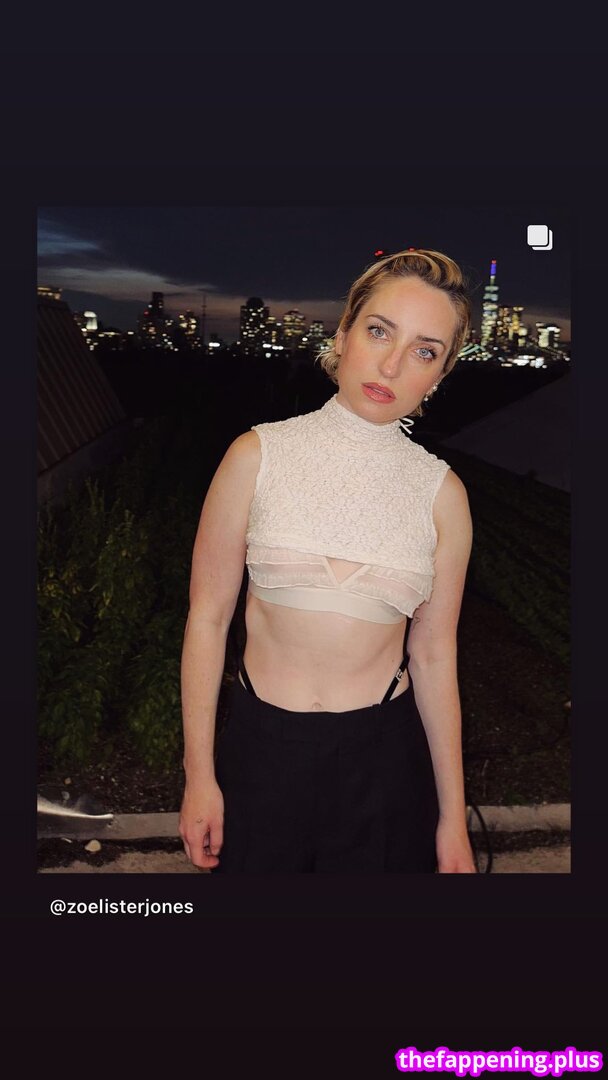 Zoe Lister Jones / https: / zoelisterjones Foto OnlyFans Nuda #37