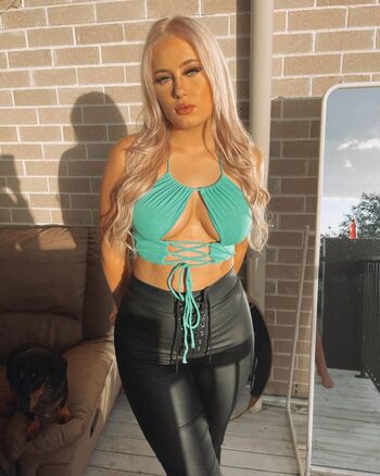 Leaked Zoe mchugh private photo viral onlyfans