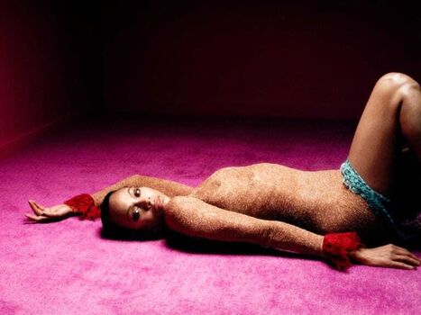Leaked Zoe saldana private photo viral onlyfans