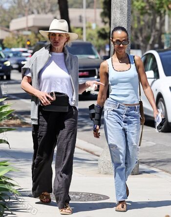 Leaked Zoe saldana private photo viral onlyfans