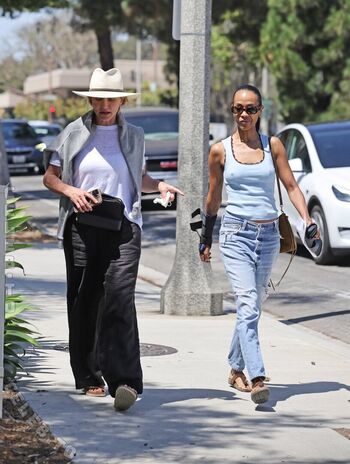 Leaked Zoe saldana private photo viral onlyfans