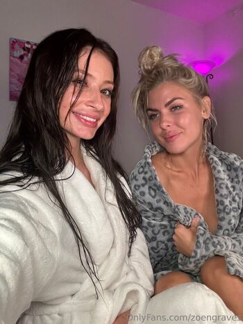Leaked Zoengraves private photo viral onlyfans
