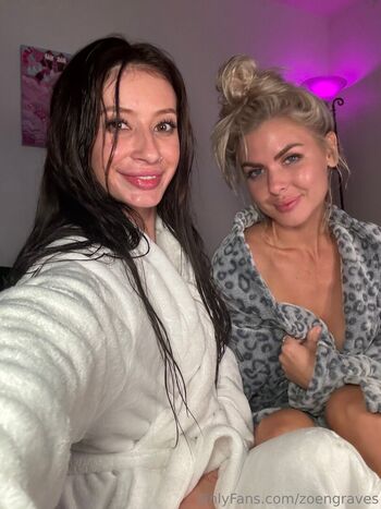 Leaked Zoengraves private photo viral onlyfans