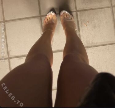 Leaked Zoesalg page private photo viral onlyfans